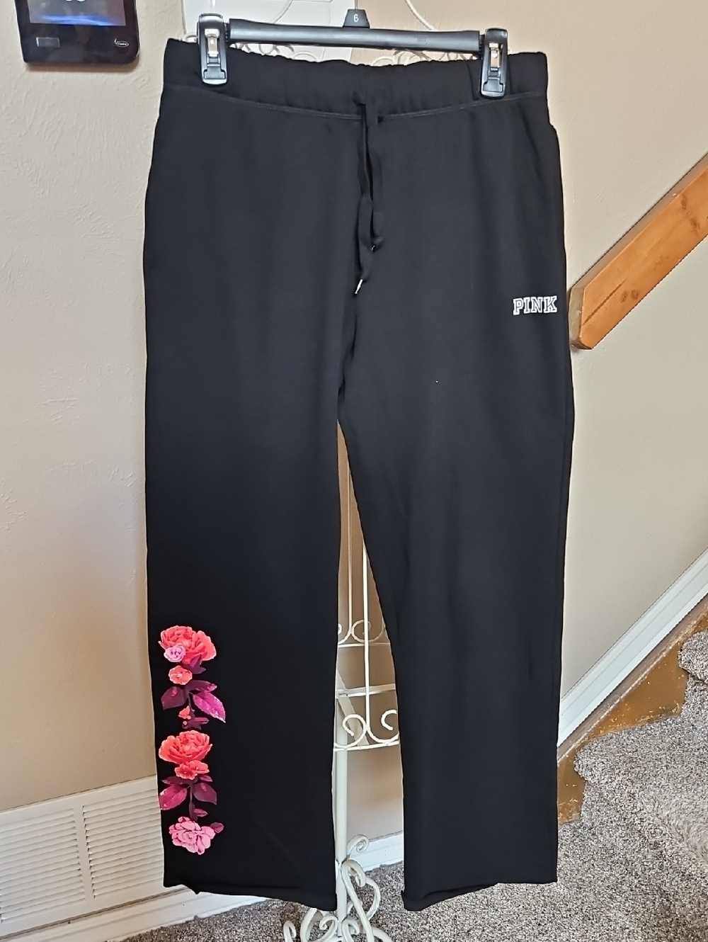 NWOT VS PINK Boyfriend Pants